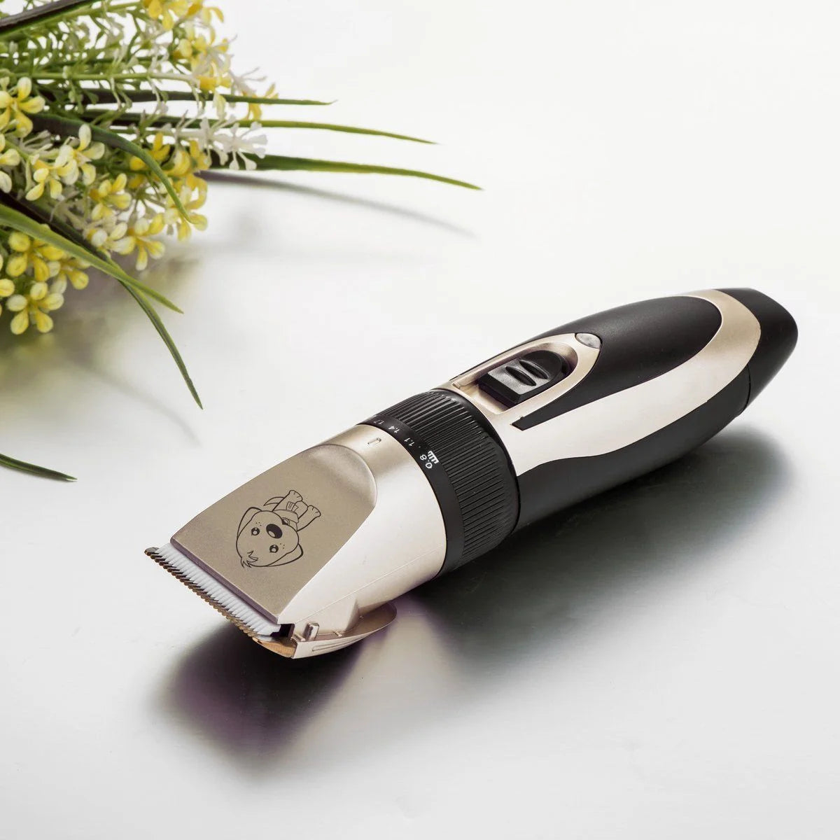 Professional Pet Grooming Clippers with Ceramic Blade, 5 Speed Settings & Ultra-Low Noise Design